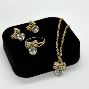 Belle Bow Pendant Set