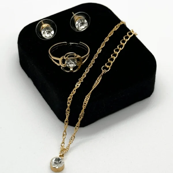 Solitaire Pendant Set